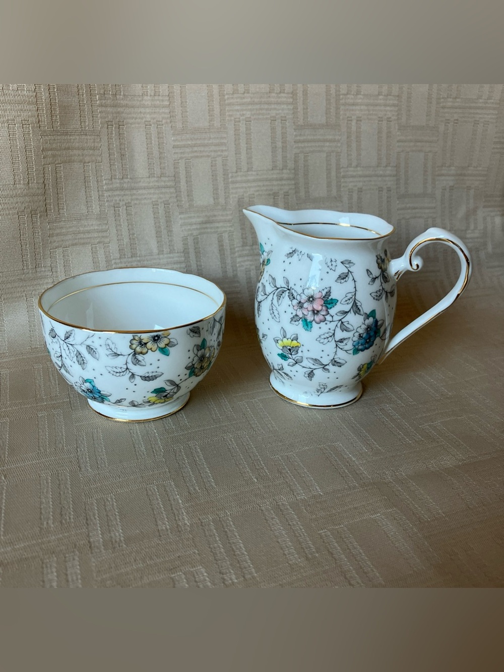 Vintage Sugar & Creamer ABJ Grafton China #8052 Made in England